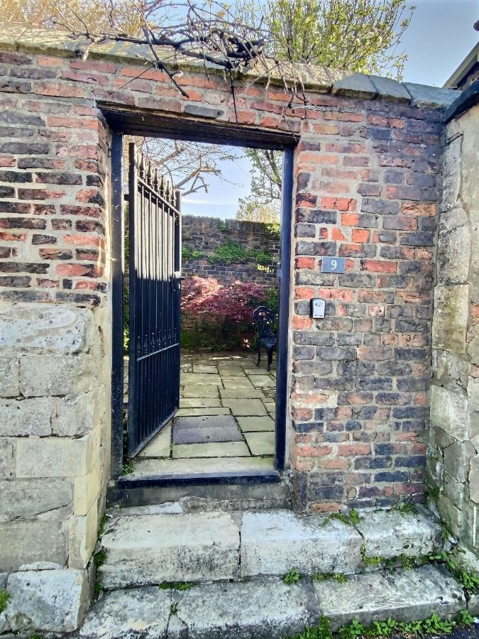 The Davey Tower, Medieval Riverside House York Luaran gambar